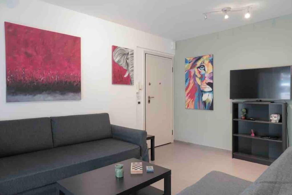 5 Min From Papageorgiou Free Indoor Parking Apartman Szaloniki Kültér fotó